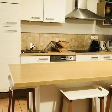 Apartment La Residence II 5 דירה